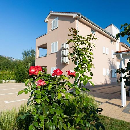 Apartments Crnekovic Jasna Baška Buitenkant foto