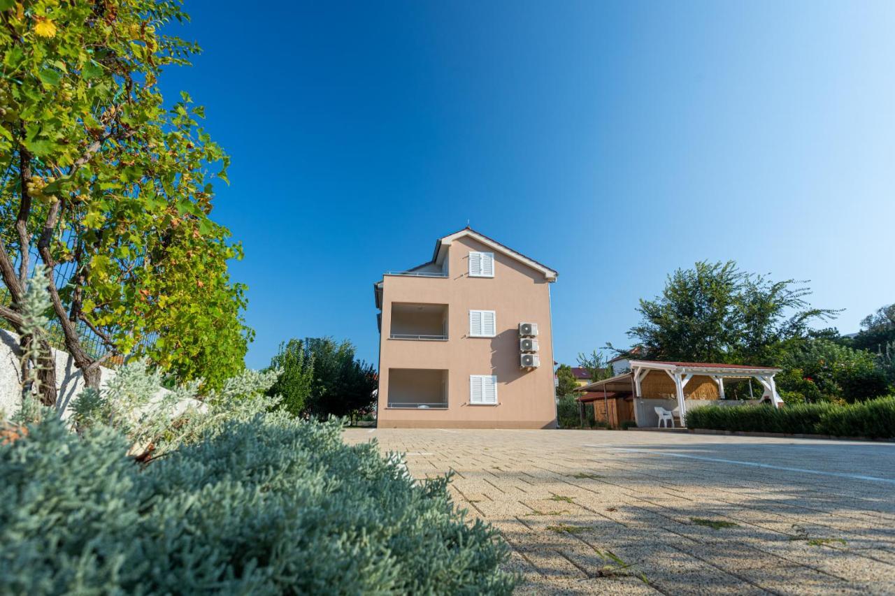 Apartments Crnekovic Jasna Baška Buitenkant foto