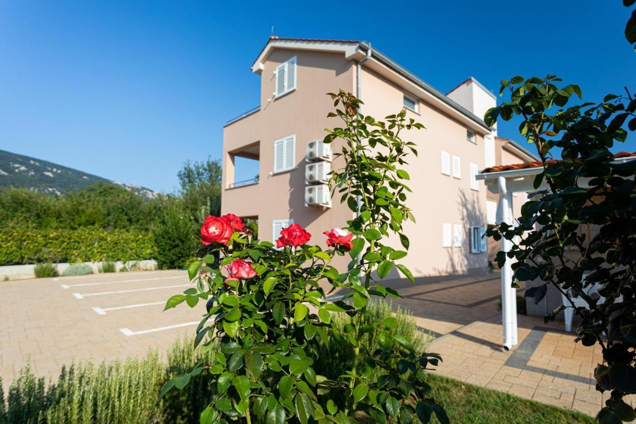 Apartments Crnekovic Jasna Baška Buitenkant foto