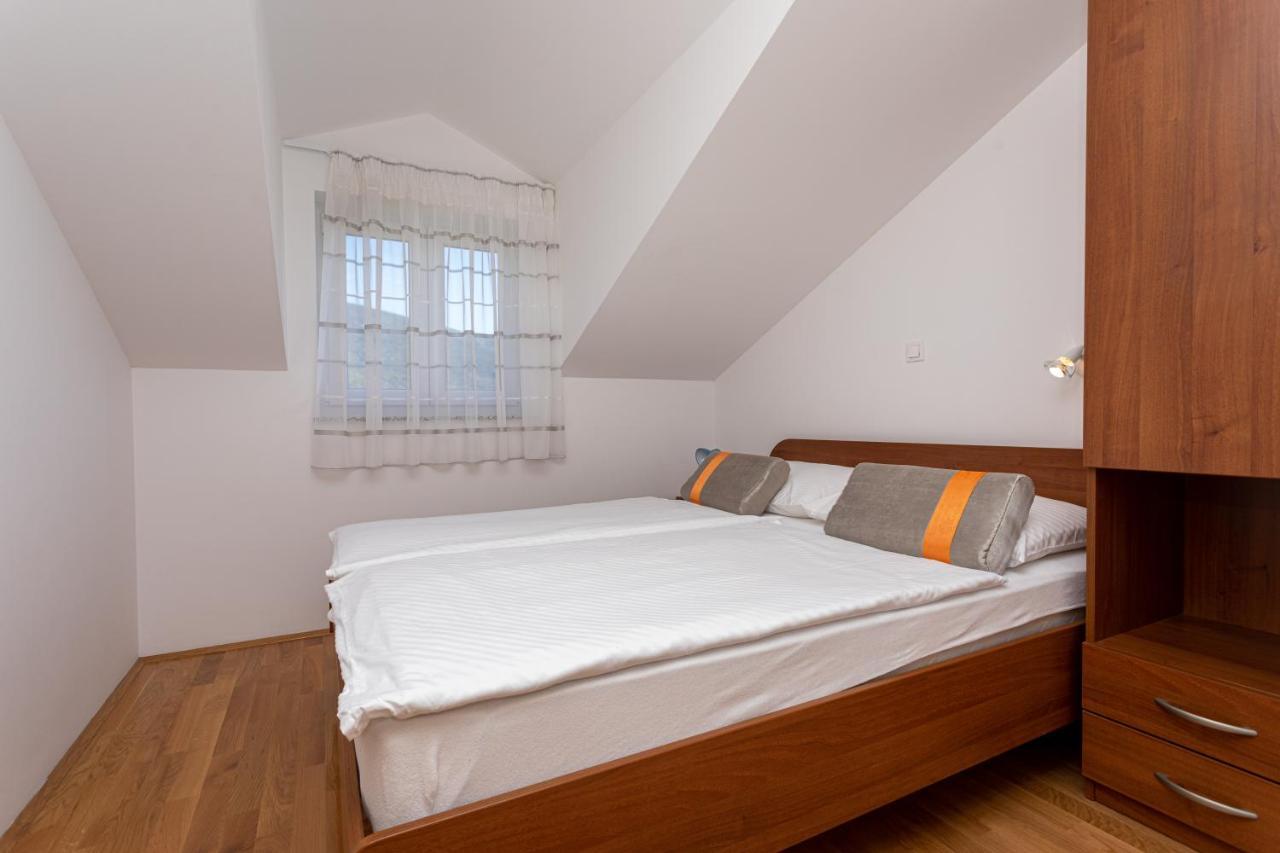 Apartments Crnekovic Jasna Baška Buitenkant foto