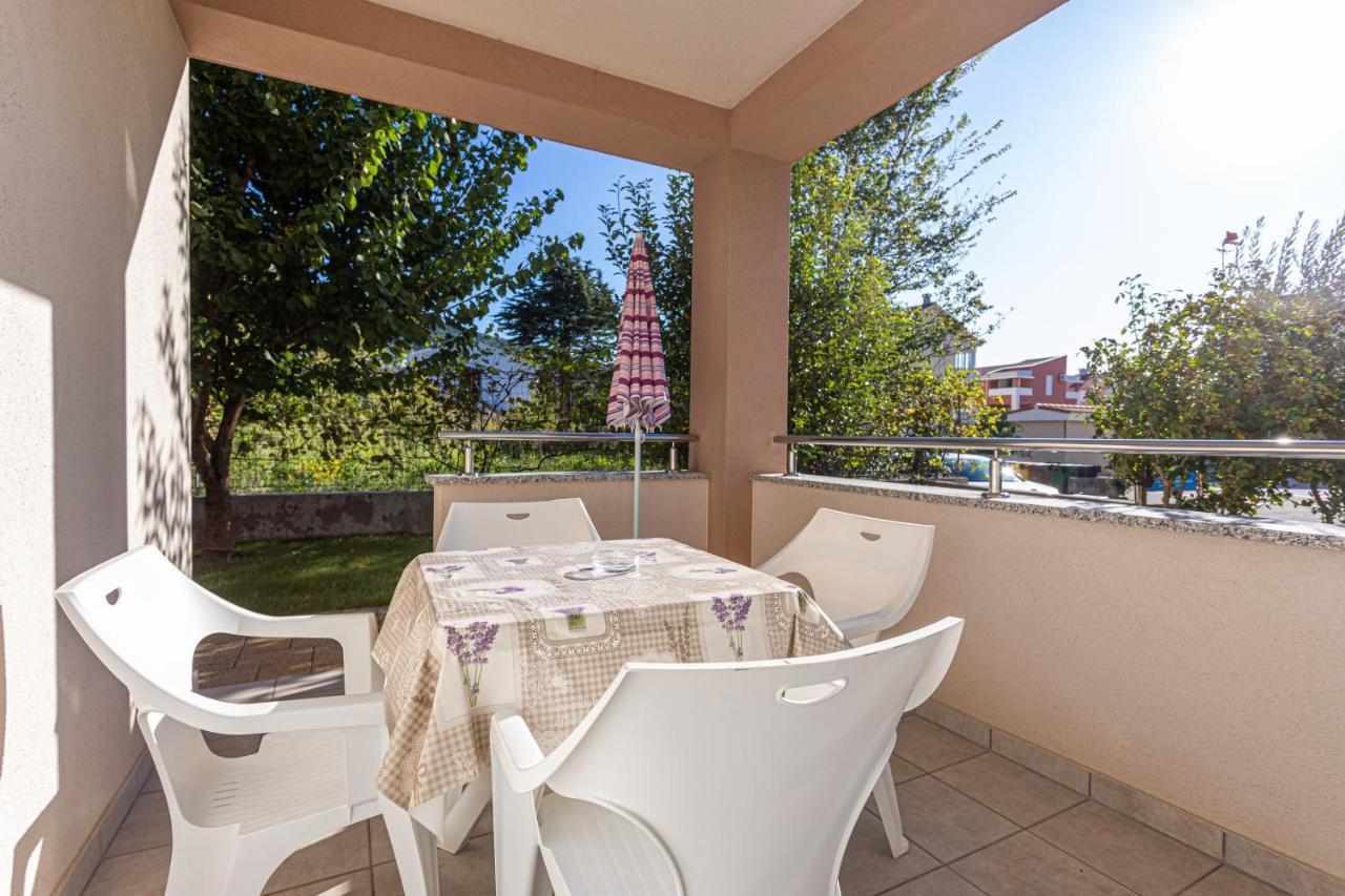 Apartments Crnekovic Jasna Baška Buitenkant foto